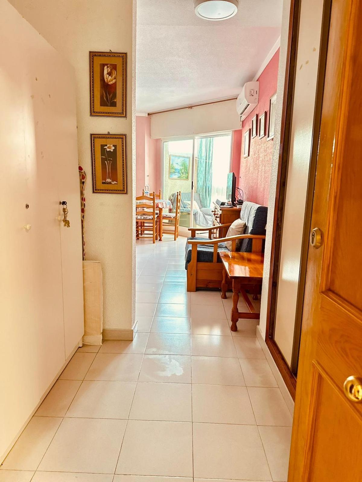 טורבייחה Studio Apartment Santana Habaneras - 05 At Beach With Garage, Pool And Lift חדר תמונה